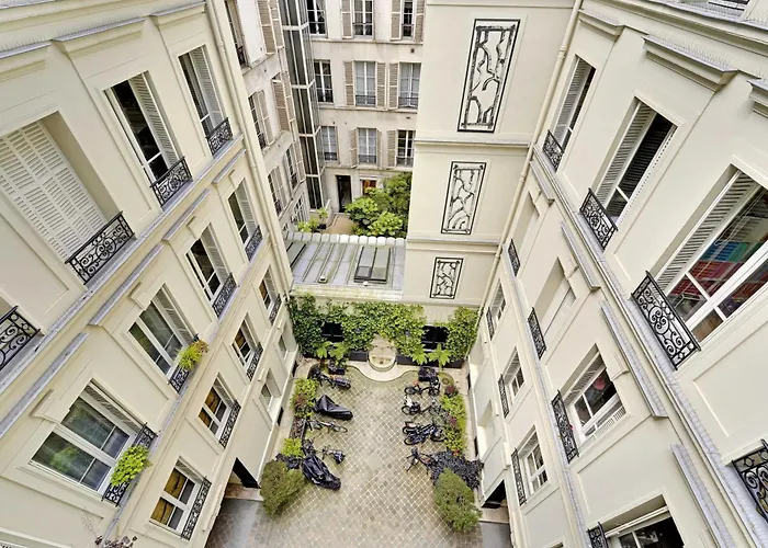 Pleasant - 2p - Near Tuileries Louvre Feriehus
